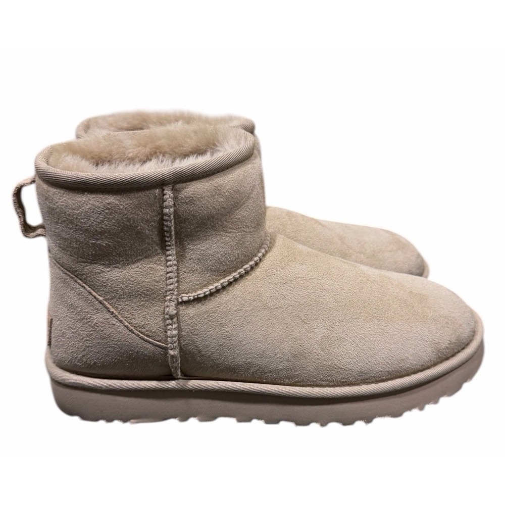 UGG Classic Mini II Boots Sand Women's Size 9